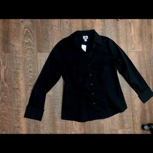 Women’s button up shirt